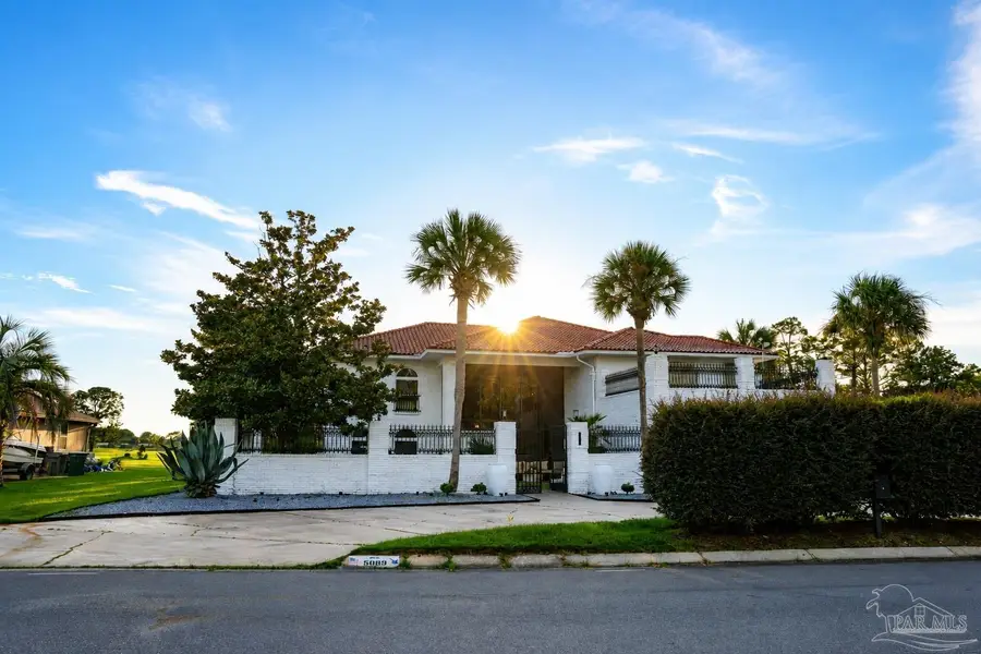 5089 Shoshone Dr, Pensacola, FL 32507 - #2