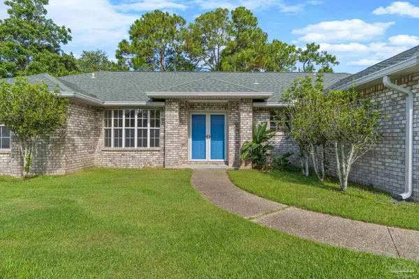 5007 Shoshone Dr, Pensacola, FL 32507