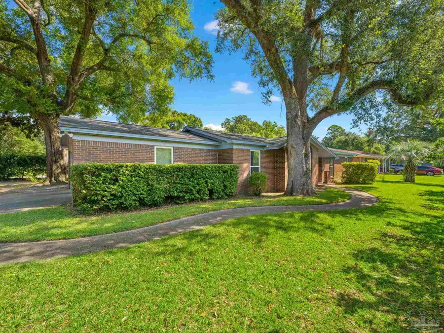 6010 Prospect Ln, Pensacola, FL 32526 - #2