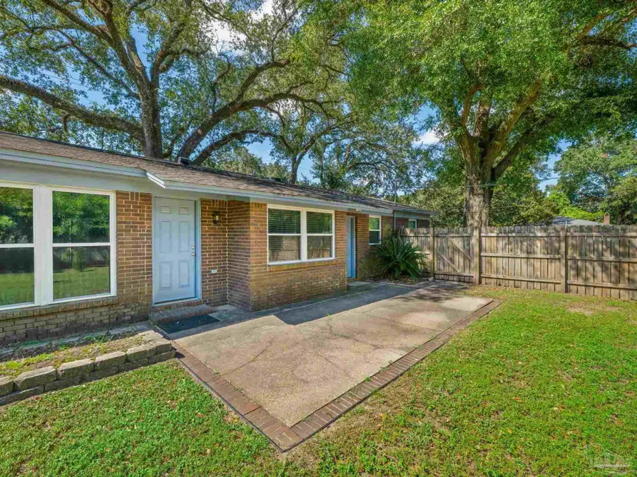 6010 Prospect Ln, Pensacola, FL 32526 - #3