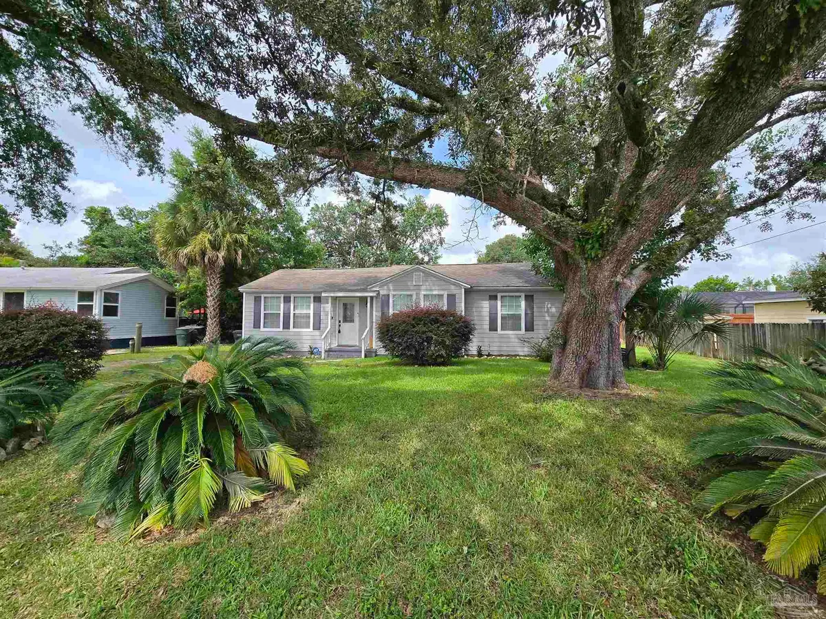 122 SE Gilliland Rd, Pensacola, FL 32507 - #1