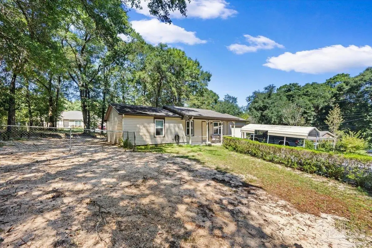 4581 Riley Rd, Milton, FL 32583 - #1