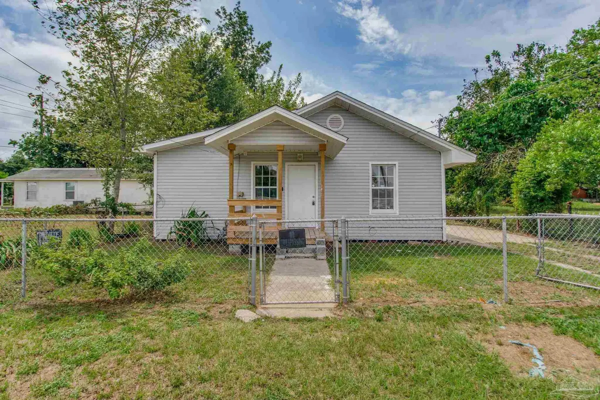 2303 W Brainerd St, Pensacola, FL 32505 - #1