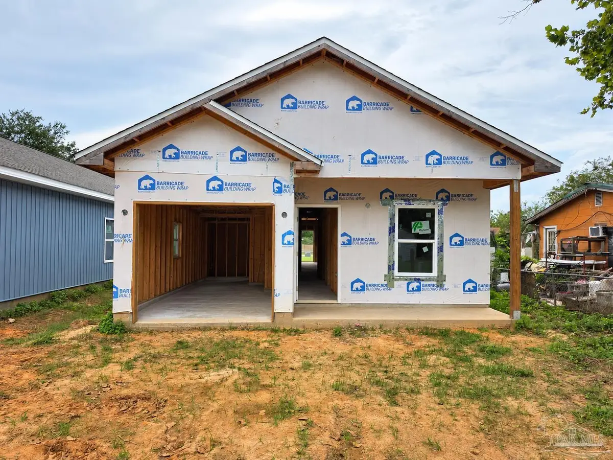 8605 Walnut Ave, Pensacola, FL 32514 - #1