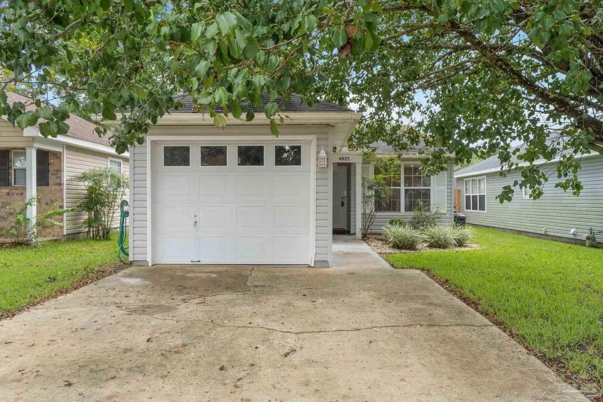 4025 Glenway Dr, Pensacola, FL 32526 - #1