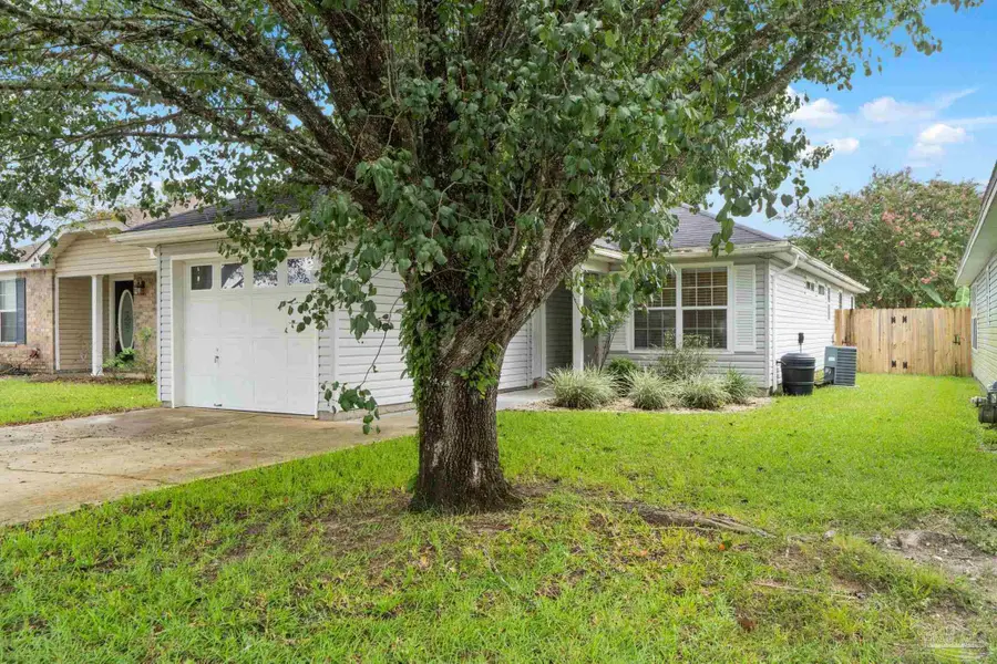 4025 Glenway Dr, Pensacola, FL 32526 - #3