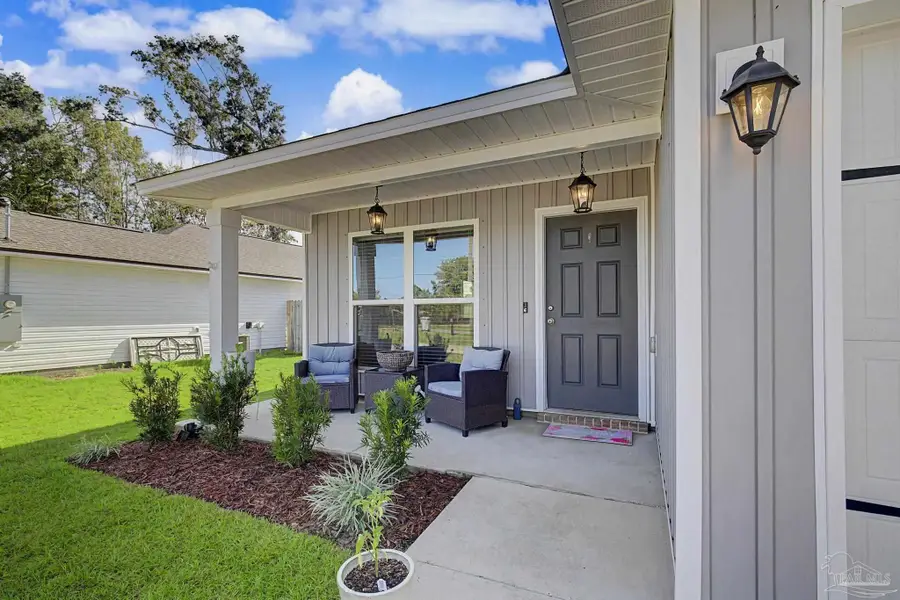 4042 Floridatown Rd, Pace, FL 32571 - #2