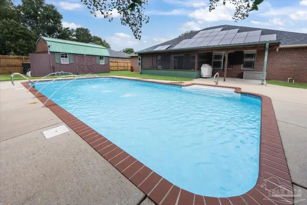 5468 Covered Bridge Ln, Pace, FL 32571