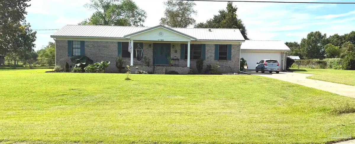 1709 Crest Ln, Molino, FL 32577 - #1