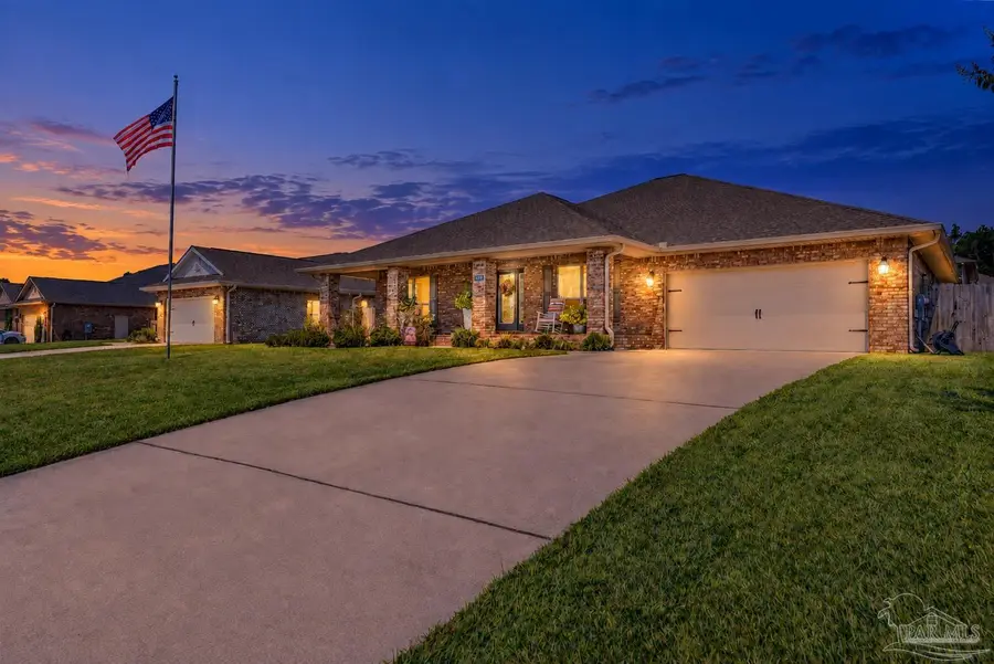 5745 Burr St, Milton, FL 32570 - #2