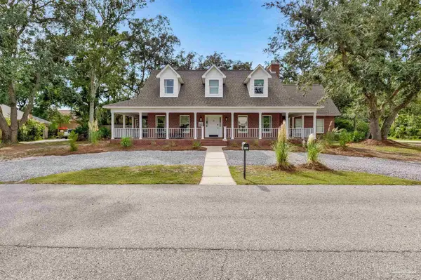 4701 Soule Pl, Gulf Breeze, FL 32563