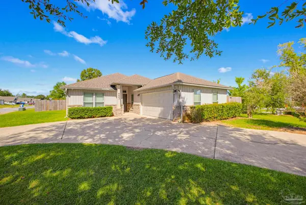 4403 Oak Vista Ln, Pace, FL 32571