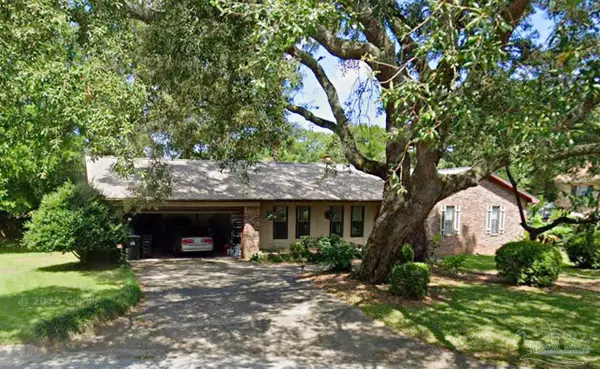 9153 Woodrun Cir, Pensacola, FL 32514