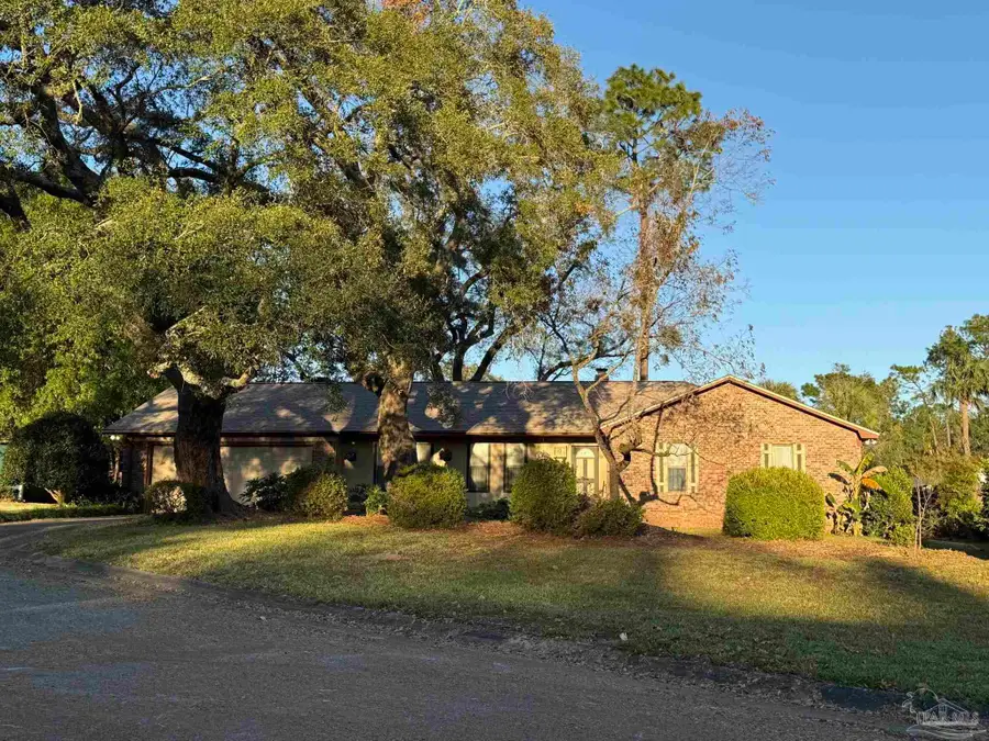9153 Woodrun Cir, Pensacola, FL 32514 - #2