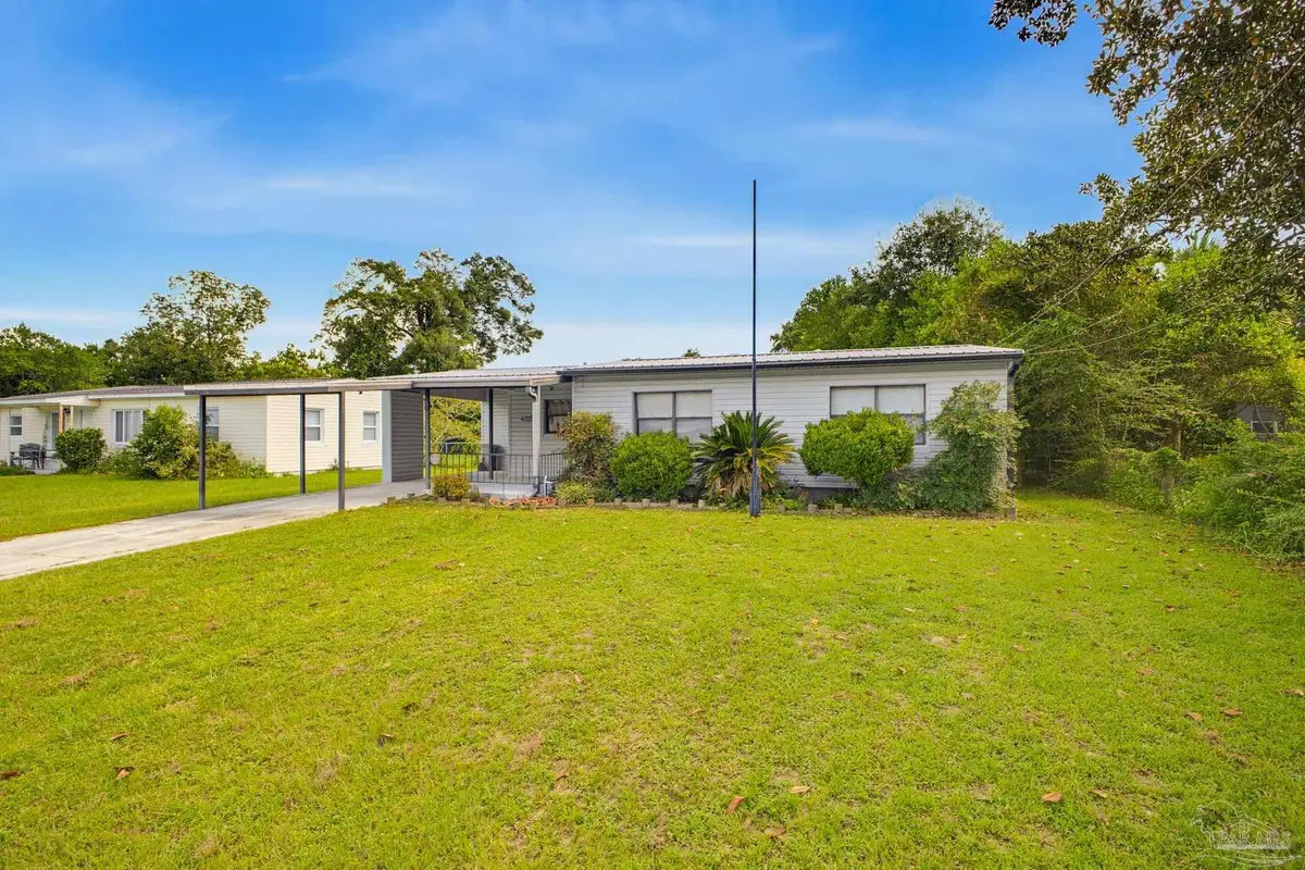 402 Clairmont Dr, Pensacola, FL 32506 - #1