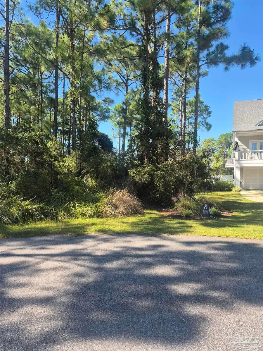 5701 Shores Cir, Pensacola, FL 32507 - #3