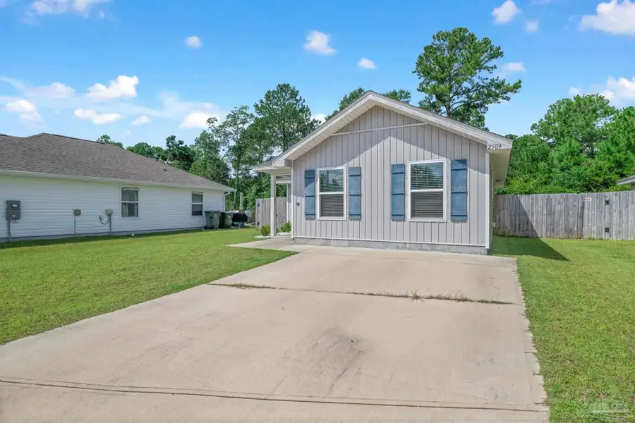 2509 Sutton Place Dr, Cantonment, FL 32533 - #2