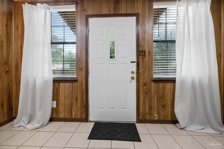 2403 E Johnson Ave, Pensacola, FL 32514 - #3