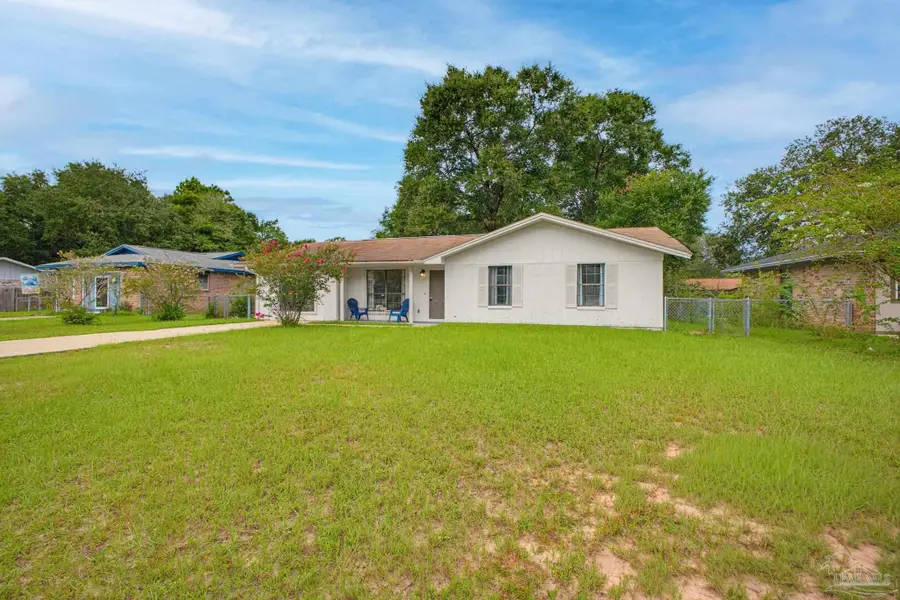 5922 Independence Dr, Milton, FL 32570 - #2