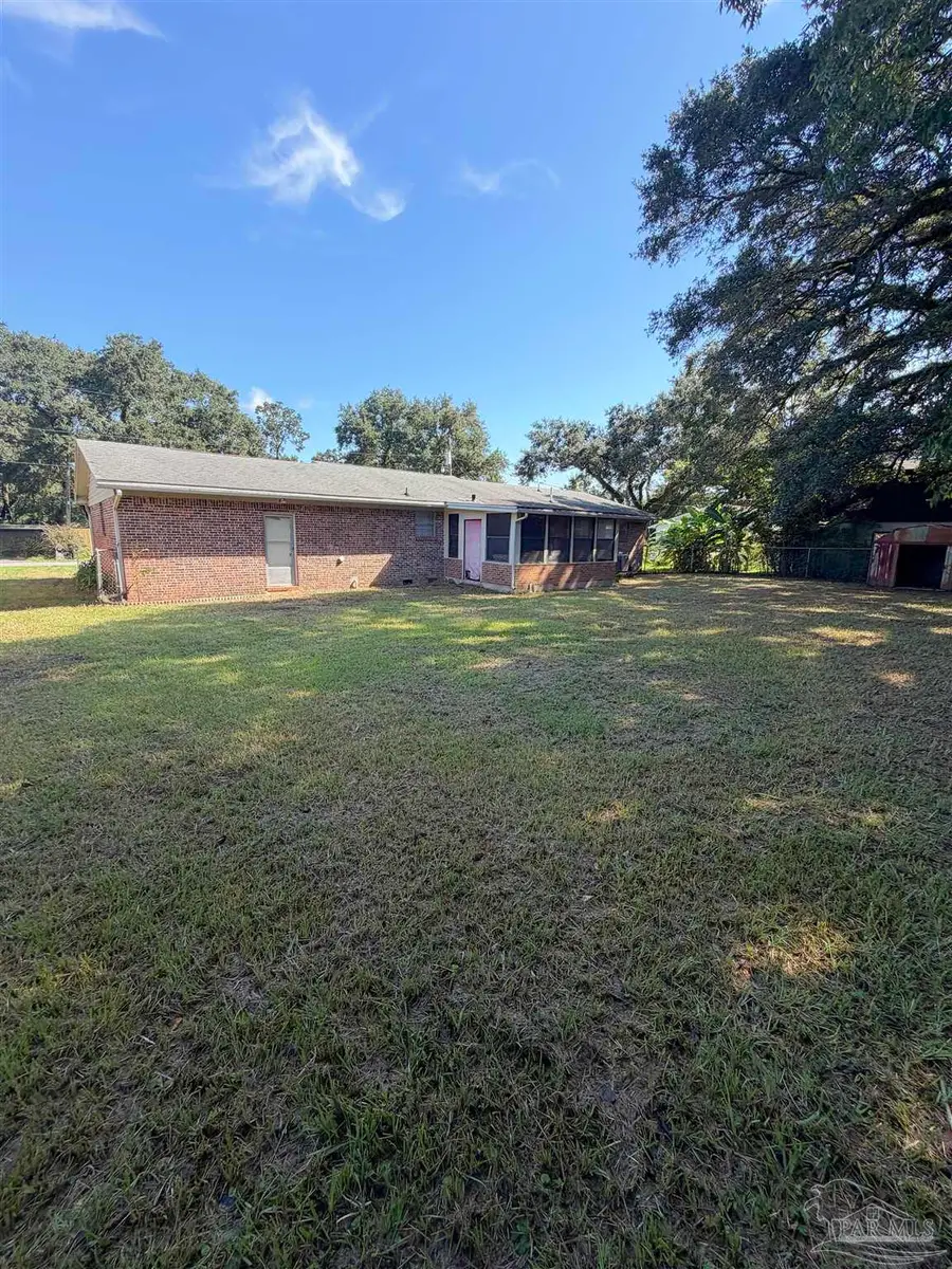 17 Seminole Trl, Pensacola, FL 32506 - #3
