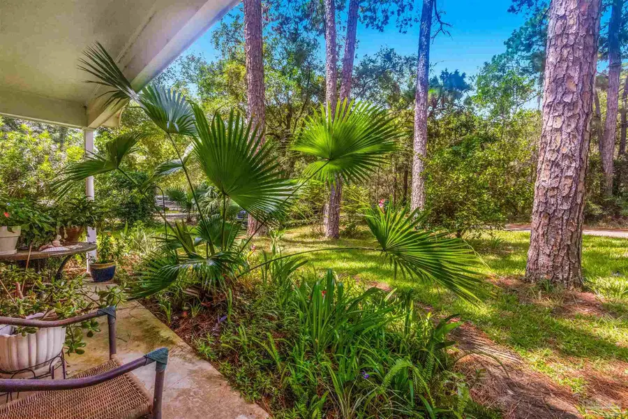 1370 Bayshore Ct, Gulf Breeze, FL 32563 - #3