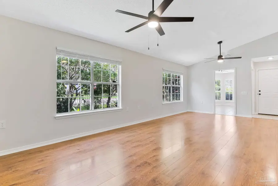 1344 Sunrunner Rd, Pensacola, FL 32504 - #3