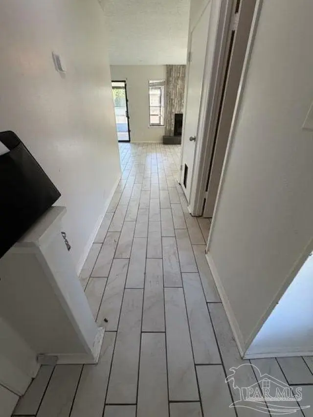 6284 Kirsten Dr, Pensacola, FL 32504 - #3