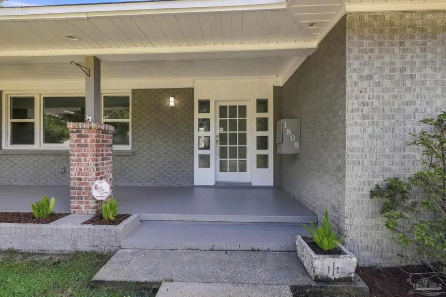 1808 N Reus St, Pensacola, FL 32501 - #2