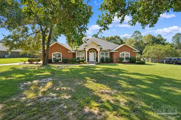 2929 Wallace Lake Rd, Pace, FL 32571