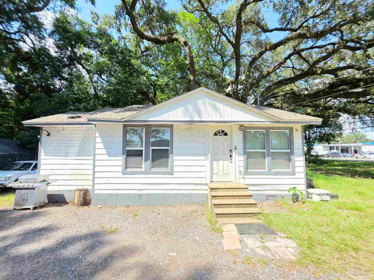 8735 N Palafox St, Pensacola, FL 32534 - #1