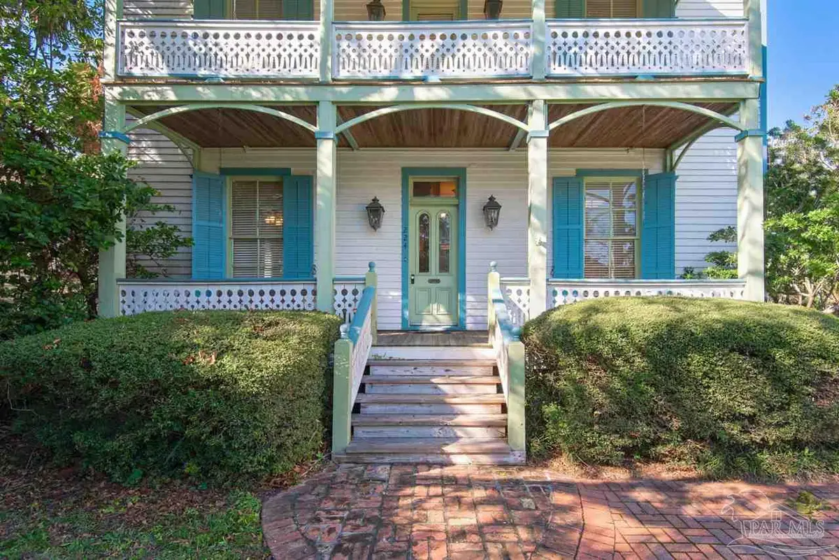 224 E Government St, Pensacola, FL 32502 - #1