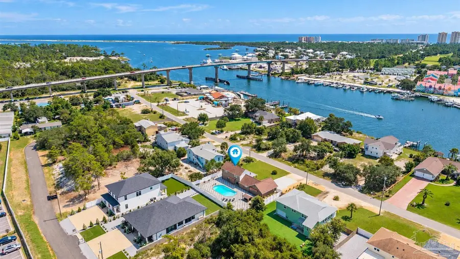 13622 Canal Dr, Pensacola, FL 32507 - #2