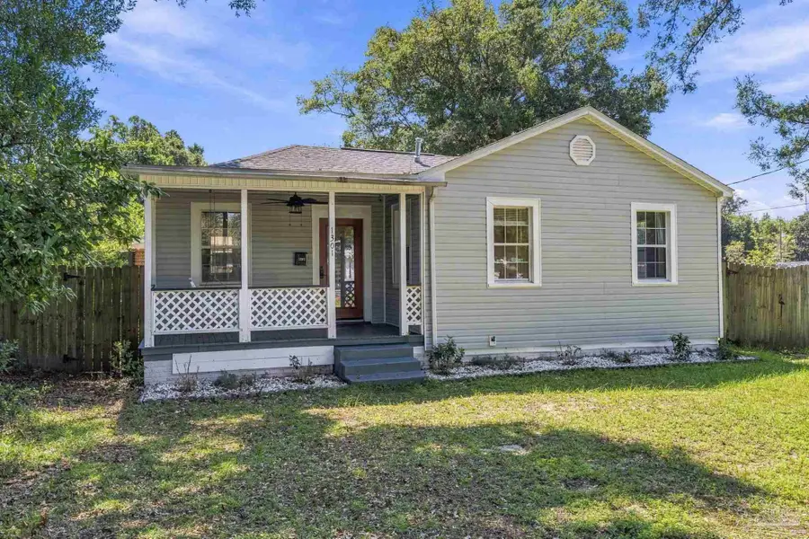 1301 E Yonge St, Pensacola, FL 32503 - #2