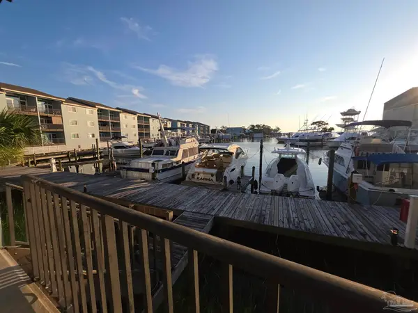 14100 River Rd #135, Pensacola, FL 32507