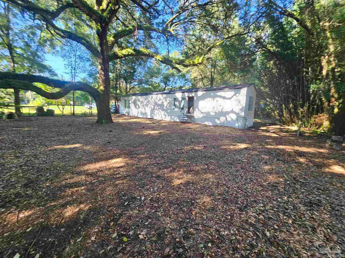4365 Ponderosa Rd, Milton, FL 32583 - #1