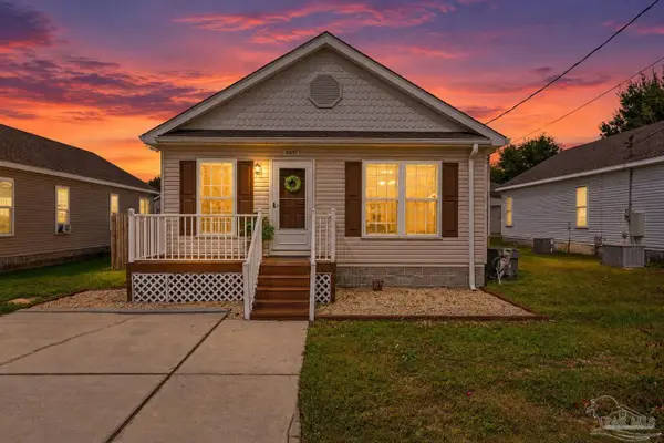 5317 Yellow Bluff Rd, Pensacola, FL 32507