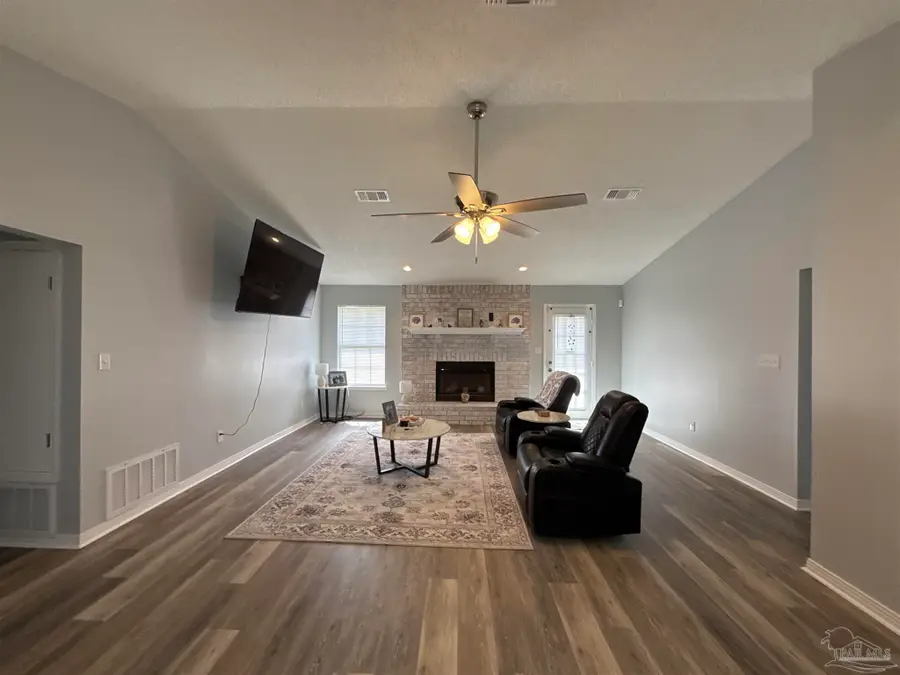 330 S 73rd Ave, Pensacola, FL 32506 - #2