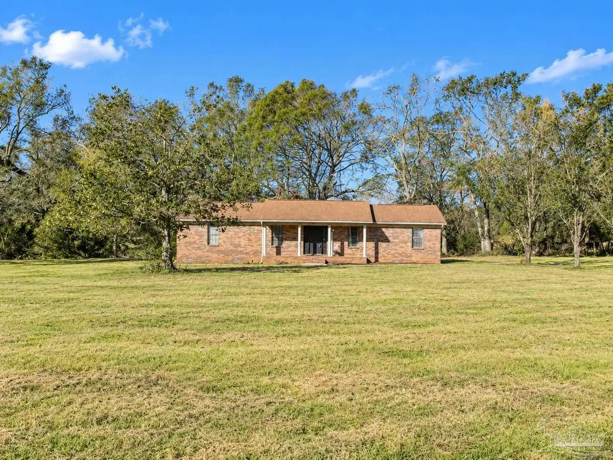 5013 Bent Tree Rd, Milton, FL 32583 - #1