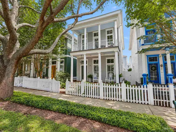 31 E Gathering Green, Pensacola, FL 32502