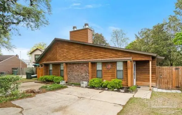 3023 Cedarwood Village Ln, Pensacola, FL 32514