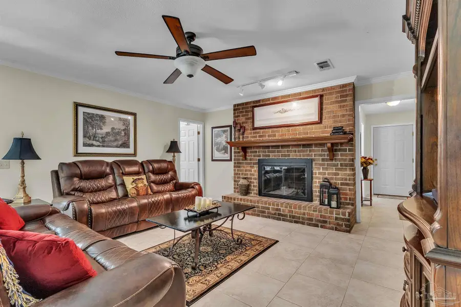 6271 Lake Charlene Dr, Pensacola, FL 32506 - #2
