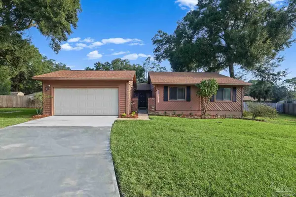 9912 Stone Meadow Rd, Pensacola, FL 32514