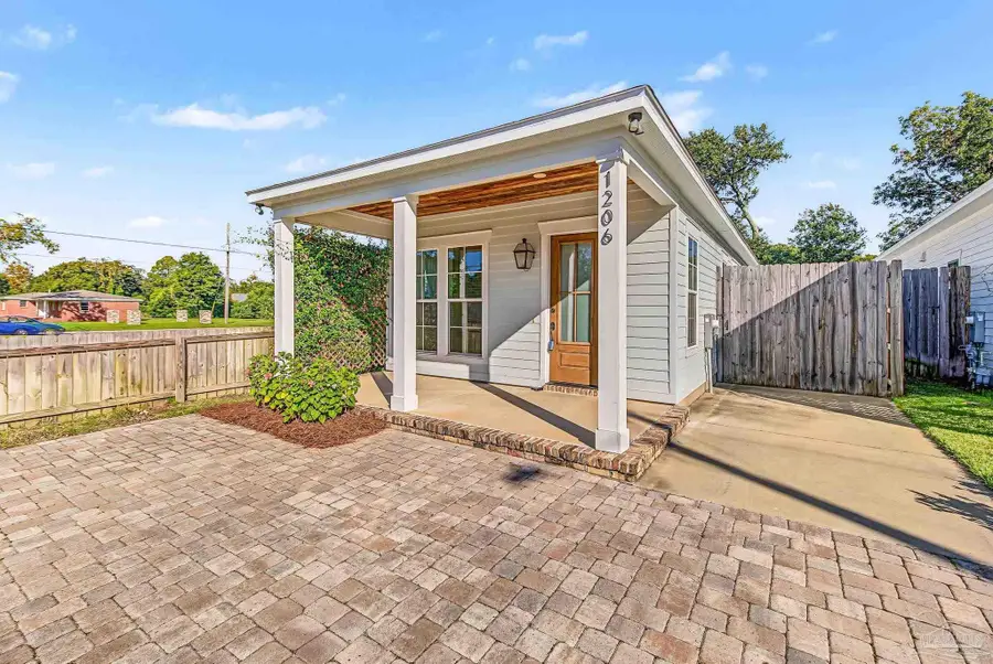 1206 E Fisher St, Pensacola, FL 32503 - #3