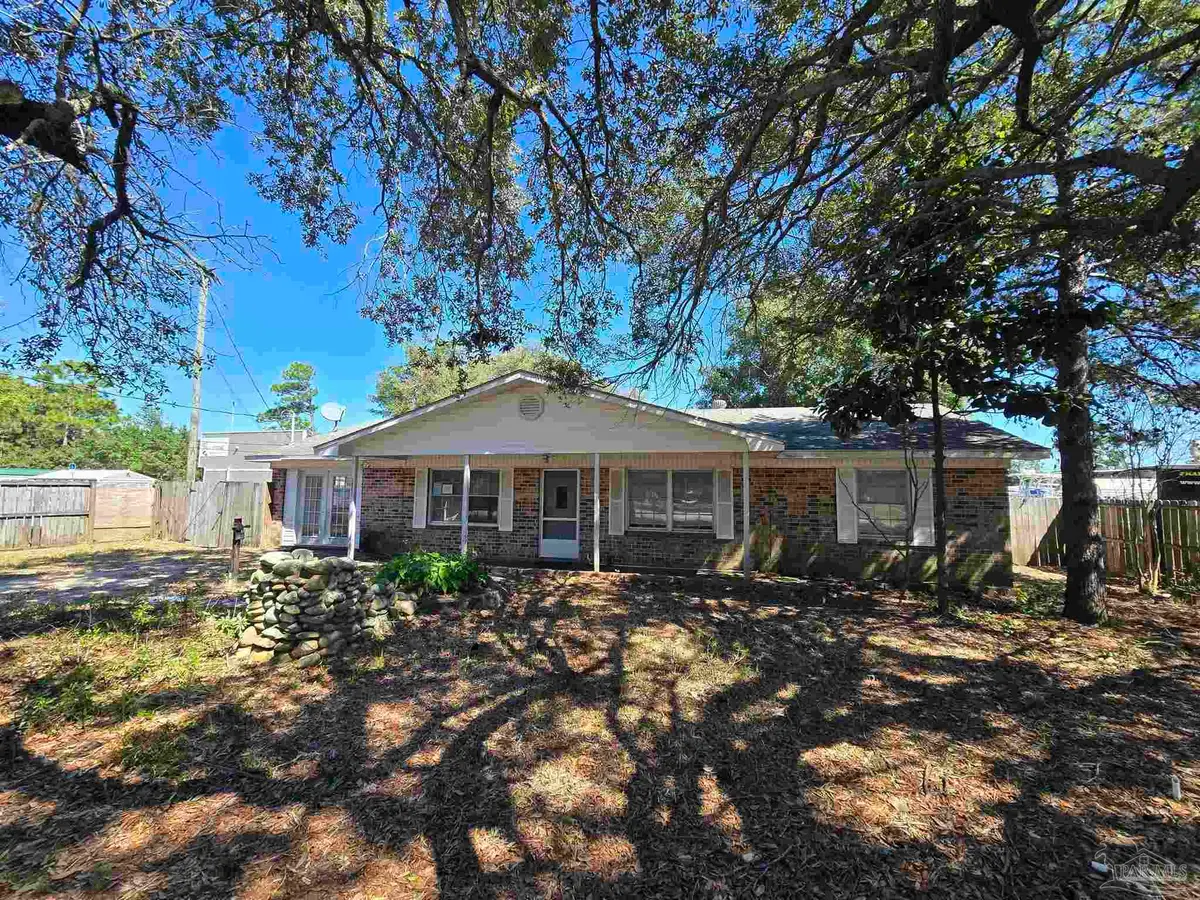 1790 Abercrombie Rd, Gulf Breeze, FL 32563 - #1