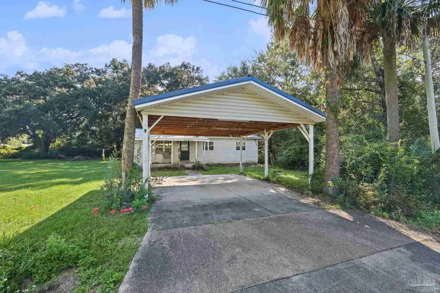 3188 Damon Dr, Milton, FL 32583 - #2