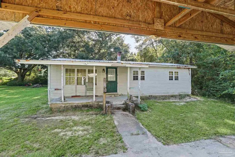 3188 Damon Dr, Milton, FL 32583 - #3