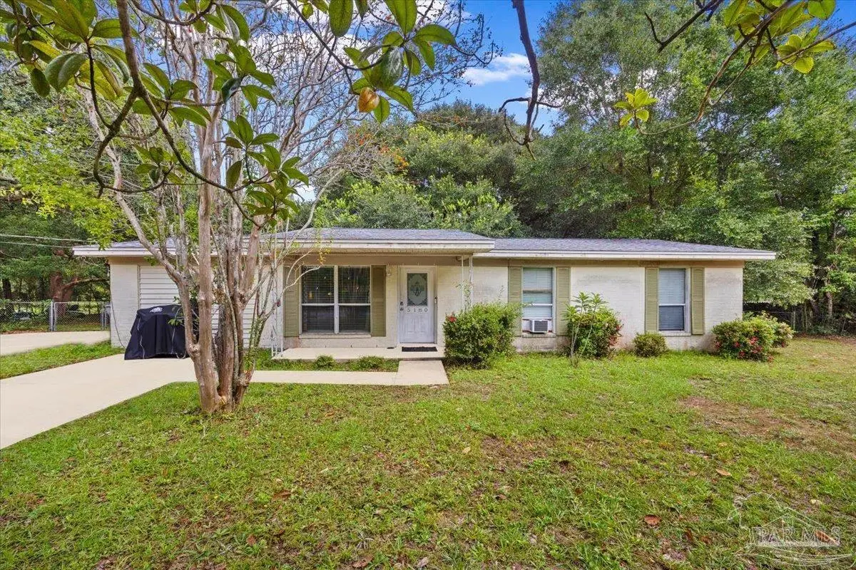 5180 Parkway Dr, Milton, FL 32570 - #1