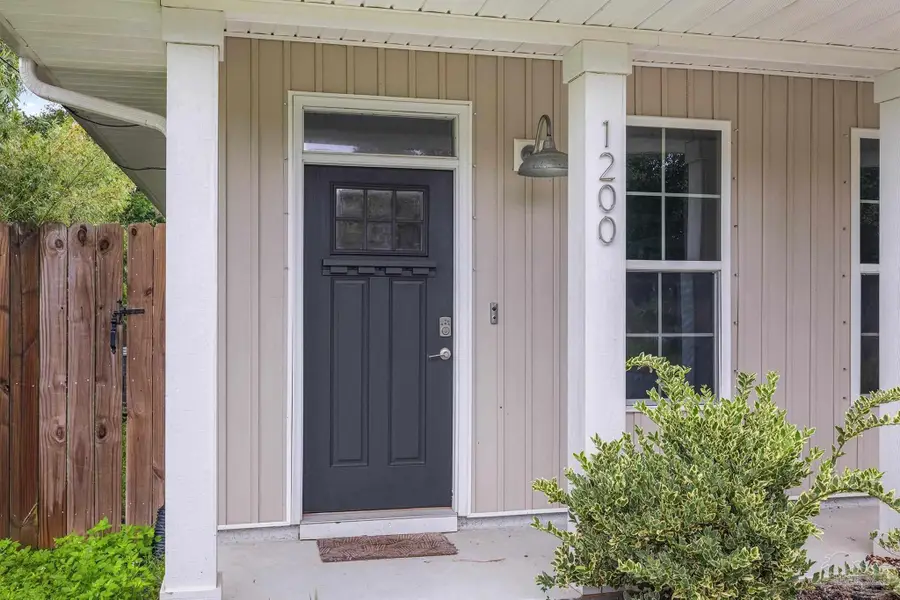 1200 N F St, Pensacola, FL 32501 - #2