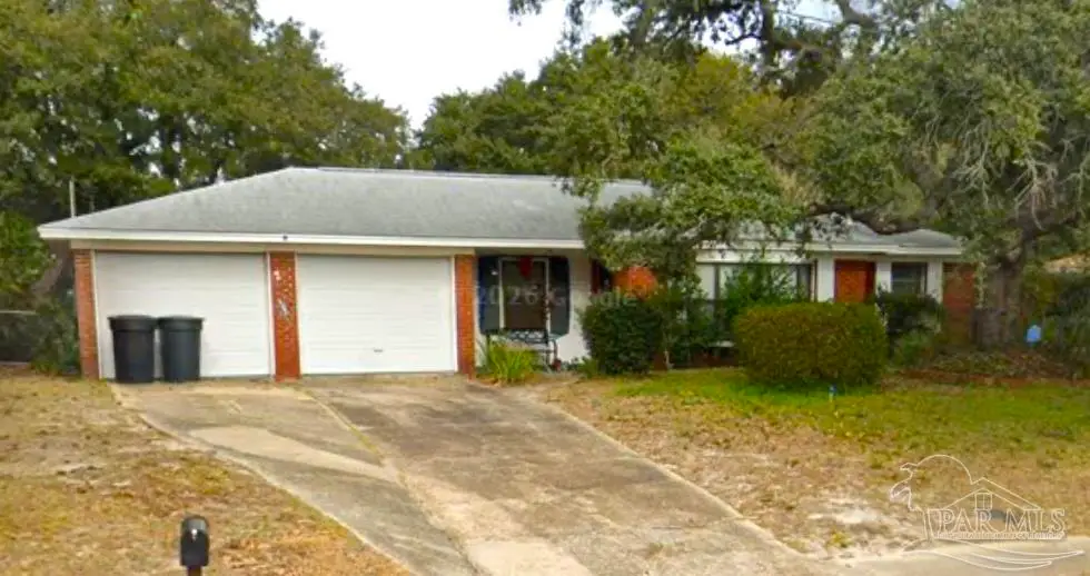 223 Holmes Blvd, Fort Walton Beach, FL 32548 - #1