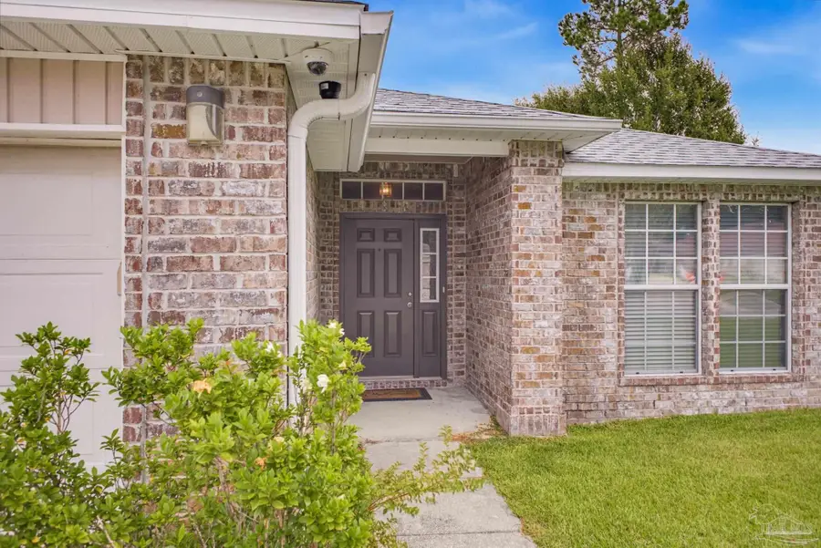 137 Millet Cir, Cantonment, FL 32533 - #2